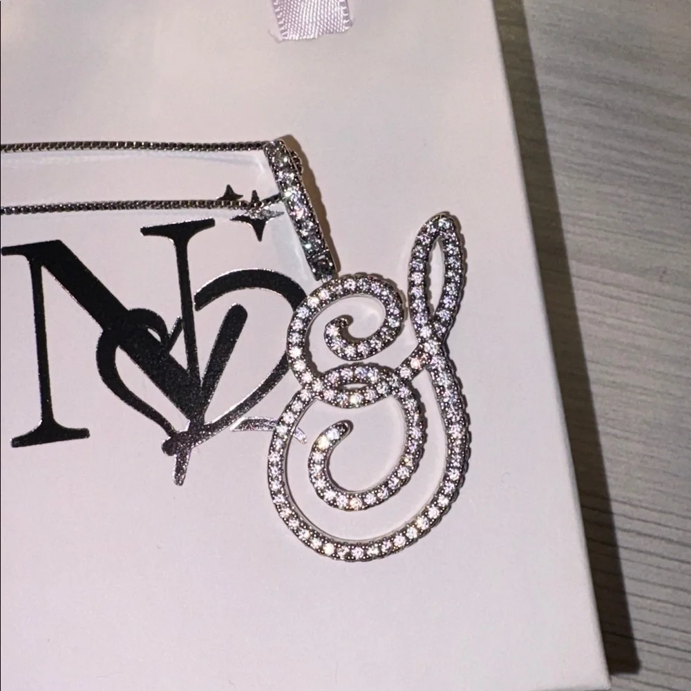 Stainless Steel and Crystal Initial “S” necklace, adjustable - Picture 5 of 6